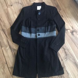 Cabi jacket with zipper to create short version